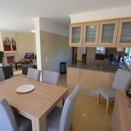 Villa Casa Da Torre Espetacular V4 Com Piscina Portimão