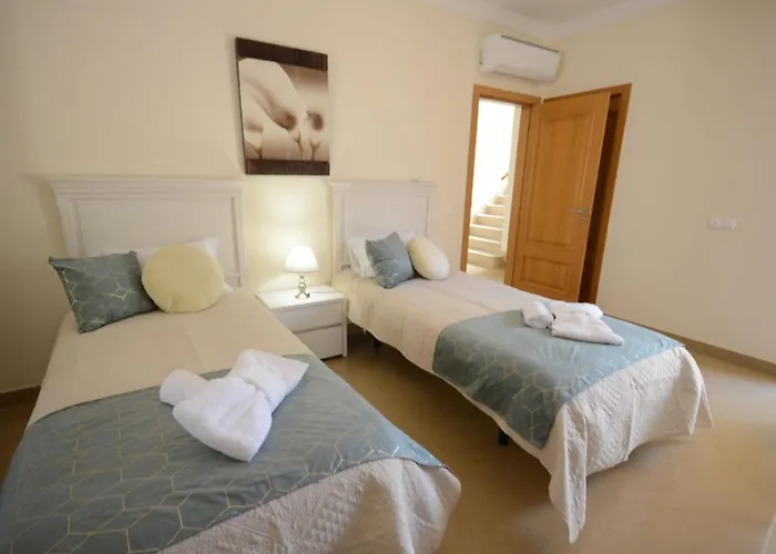 Casa Da Torre Espetacular V4 Com Piscina * 포티마오