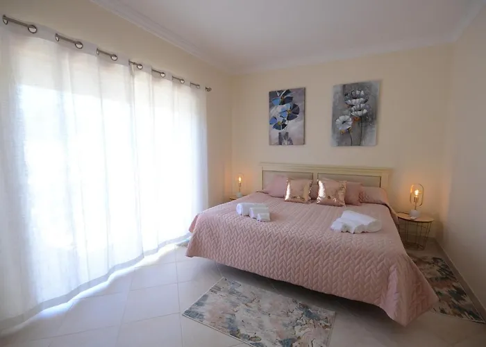 빌라 Casa Da Torre Espetacular V4 Com Piscina *